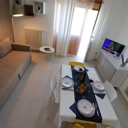 House Nike 4 Guests * Otranto