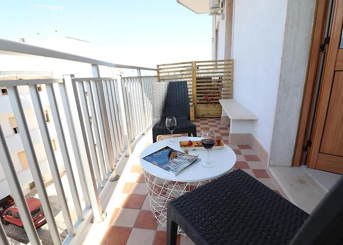 House Nike 4 Guests * Otranto