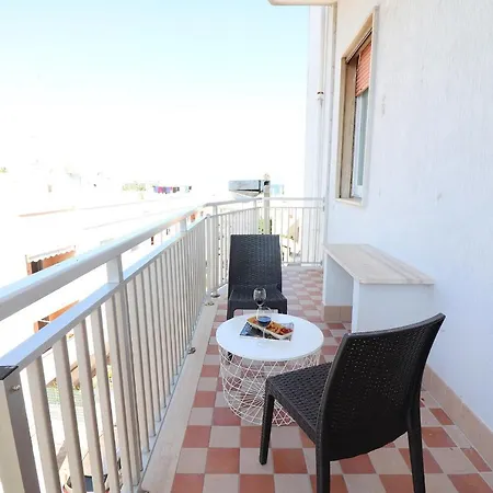 House Nike 4 Guests Casa de Férias