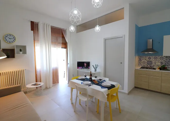 House Nike 4 Guests * 오트란토